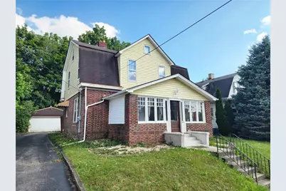 916 Harrison St, New Castle, PA 16101 - Photo 2