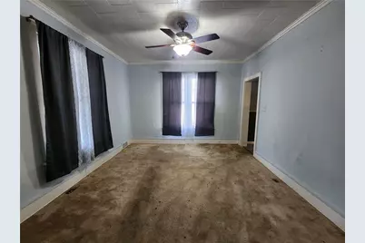 916 Harrison St, New Castle, PA 16101 - Photo 12