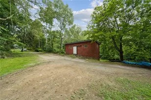 911 Whitten Hollow Rd, Upper Burrell, PA 15068 - Photo 26