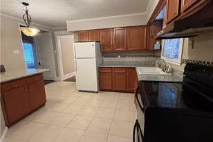 423 Sharon Rd, Beaver, PA 15009 - Photo 6