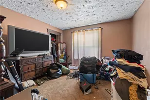 971 Thompson Ave, Donora, PA 15033 - Photo 14