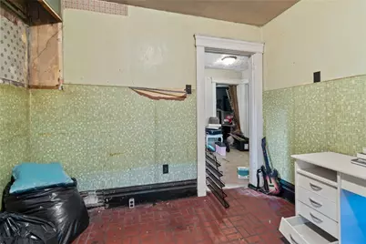 971 Thompson Ave, Donora, PA 15033 - Photo 12