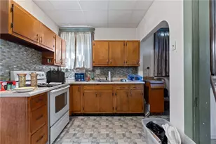 971 Thompson Ave, Donora, PA 15033 - Photo 8