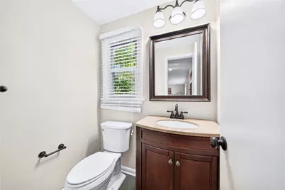 1033 Balmoral Dr, Pittsburgh, PA 15237 - Photo 8