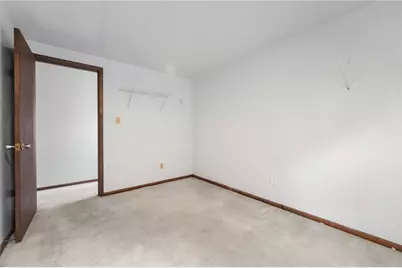 261 Shasta Dr, Pittsburgh, PA 15239 - Photo 12