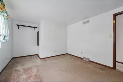 261 Shasta Dr, Pittsburgh, PA 15239 - Photo 8