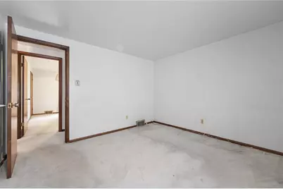 261 Shasta Dr, Pittsburgh, PA 15239 - Photo 14