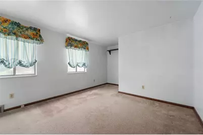 261 Shasta Dr, Pittsburgh, PA 15239 - Photo 8