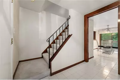 261 Shasta Dr, Pittsburgh, PA 15239 - Photo 6