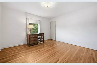 1140 Lakemont Dr, Pittsburgh, PA 15243 - Photo 14