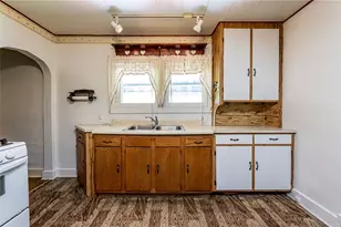 8018 Hayward St, Hempfield Township, PA 15691 - Photo 26
