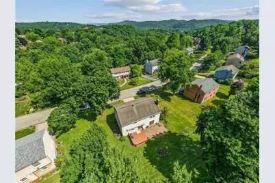 106 Pagoda Dr, Monroeville, PA 15146 - Photo 10