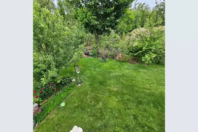 5163 Rosecrest Dr, East Pittsburgh, PA 15201 - Photo 30