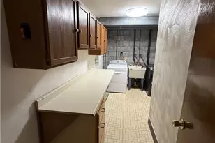 5163 Rosecrest Dr, East Pittsburgh, PA 15201 - Photo 26
