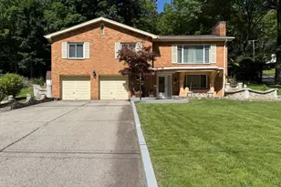 2025 Beulah Rd, Pittsburgh, PA 15235 - Photo 2