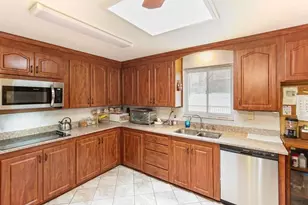 2025 Beulah Rd, Pittsburgh, PA 15235 - Photo 10