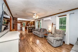 6806 Rte 240 Hwy, Green/Commdre/Prchse, PA 15724 - Photo 6