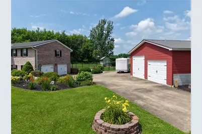 117 Suburban Acres, Carmichaels-Cumberland, PA 15320 - Photo 4