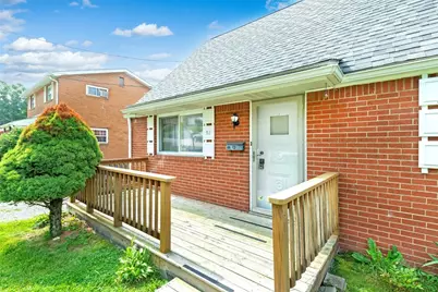 92 Stella Dr, Level Green, PA 15085 - Photo 2