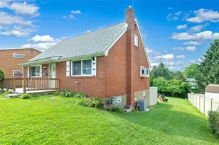 92 Stella Dr, Level Green, PA 15085 - Photo 6