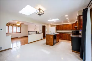 241 Laurel Dr, Greensburg, PA 15601 - Photo 2
