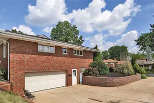 4790 Frich Dr, Pittsburgh, PA 15227 - Photo 2