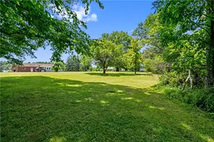 642 Wallace Run Rd, Big Beaver, PA 15010 - Photo 8