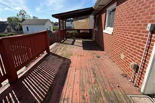 218 Meadow Ave, Charleroi Boro, PA 15022 - Photo 12