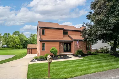 419 Woodcock Dr, Cranberry Township, PA 16066 - Photo 2