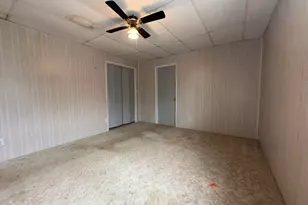 1004 Wallace St, Vandergrift, PA 15690 - Photo 14