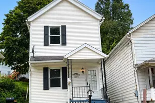 1004 Wallace St, Vandergrift, PA 15690 - Photo 1