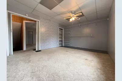 1004 Wallace Street, Vandergrift, PA 15690 - Photo 12