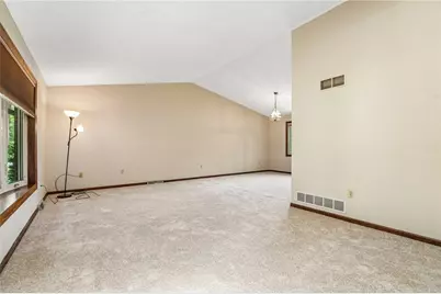 129 Green Forest Dr, Economy, PA 15005 - Photo 6