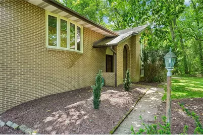 129 Green Forest Dr, Economy, PA 15005 - Photo 4