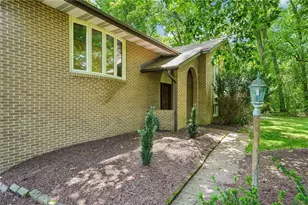 129 Green Forest Dr, Economy, PA 15005 - Photo 4