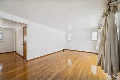 7867 Mark Dr, Pittsburgh, PA 15147 - Photo 8