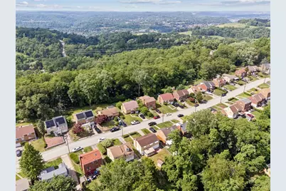 7867 Mark Dr, Pittsburgh, PA 15147 - Photo 6