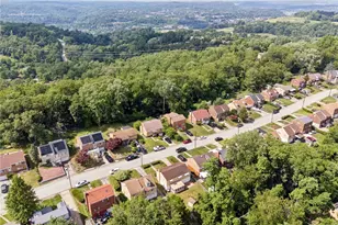 7867 Mark Dr, Pittsburgh, PA 15147 - Photo 6