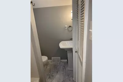 49 Sterling St, Pittsburgh, PA 15203 - Photo 10