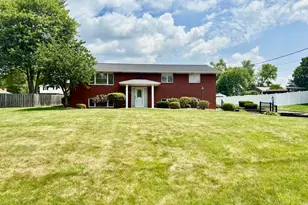 84 St Andrews Dr, Patterson Township, PA 15010 - Photo 1