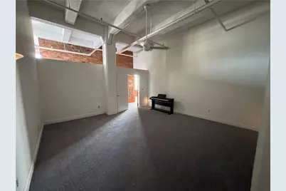 5850 Centre Ave #411, Pittsburgh, PA 15206 - Photo 32