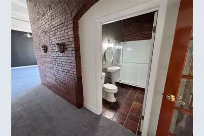5850 Centre Ave #411, Pittsburgh, PA 15206 - Photo 10