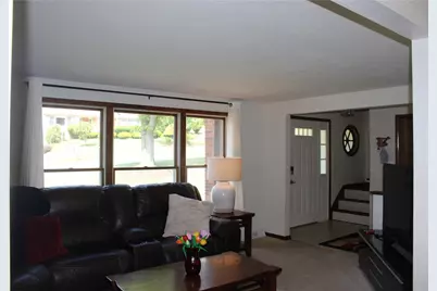 2407 Willow Drive, Murrysville, PA 15632 - Photo 4