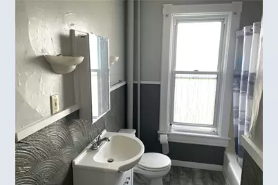 213 S Central Ave, Canonsburg, PA 15317 - Photo 24