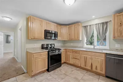 1806 Shady Drive, Farrell, PA 16121 - Photo 8