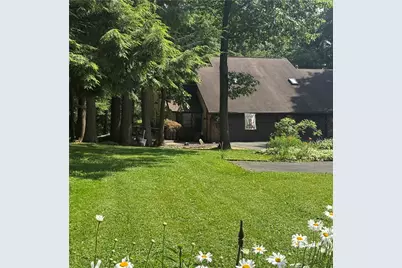 122 May Dr, Jefferson Township, PA 16056 - Photo 2