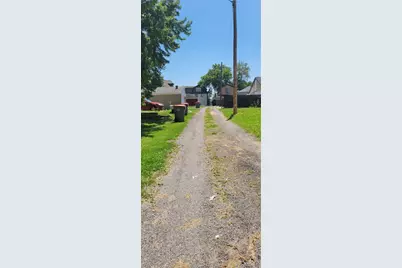 1425 3rd Ave, Beaver Falls, PA 15010 - Photo 6