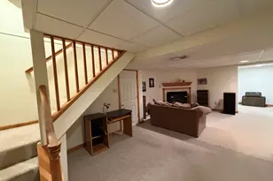 121 W Patty Ln, Monroeville, PA 15146 - Photo 20