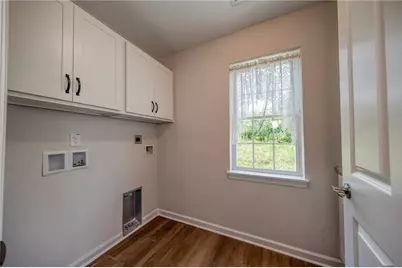 502 Blackrock Blvd, Adams Township, PA 16046 - Photo 8