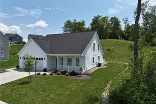 502 Blackrock Blvd, Adams Township, PA 16046 - Photo 1